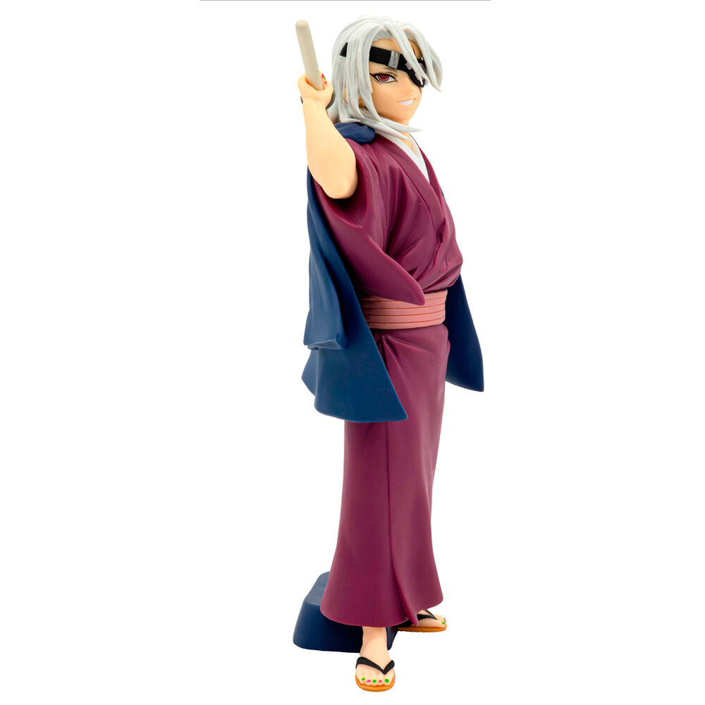 Image de la figurine Tengen Uzui posée sur un socle avec éclairage mettant en relief les détails