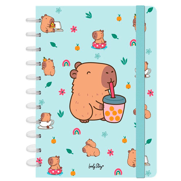 Couverture du cahier A4 Capibara Bubble Tea de la marque LOVELY STORY avec illustration colorée