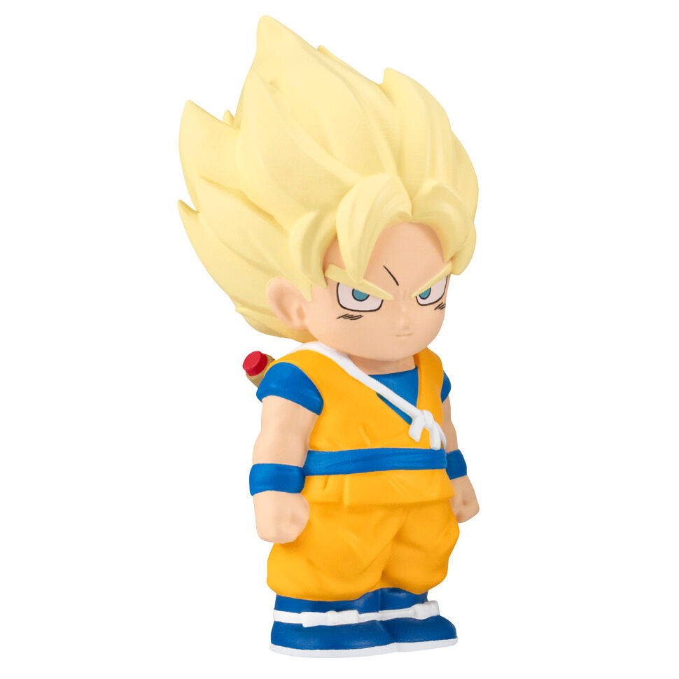 Figurine Dragon Ball Z Sofbits Bandai de Gohan en Super Saiyan, affichant sa transformation puissante et son regard intense, un incontournable pour les fans du fils de Goku.