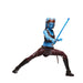 Figurine articulée Aayla Secura en position de combat avec accessoires inclus