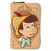 Portefeuille Cameo Pinocchio Disney Loungefly vue de face avec fermeture éclair et motifs en relief