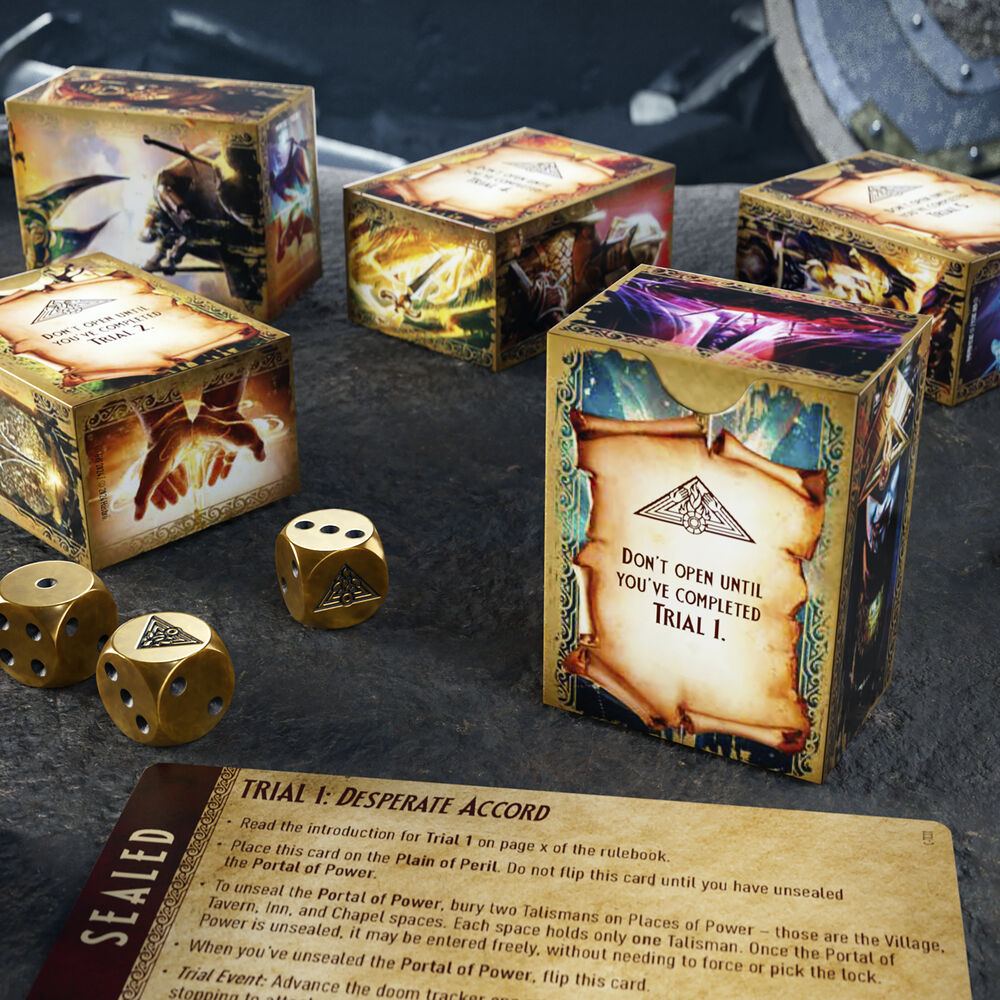 Vue rapprochée des cartes et accessoires inclus dans l'extension HASBRO Fate Beckons