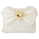 Image du portefeuille Loungefly Disney Minnie Wedding posé sur un fond clair mettant en valeur ses couleurs