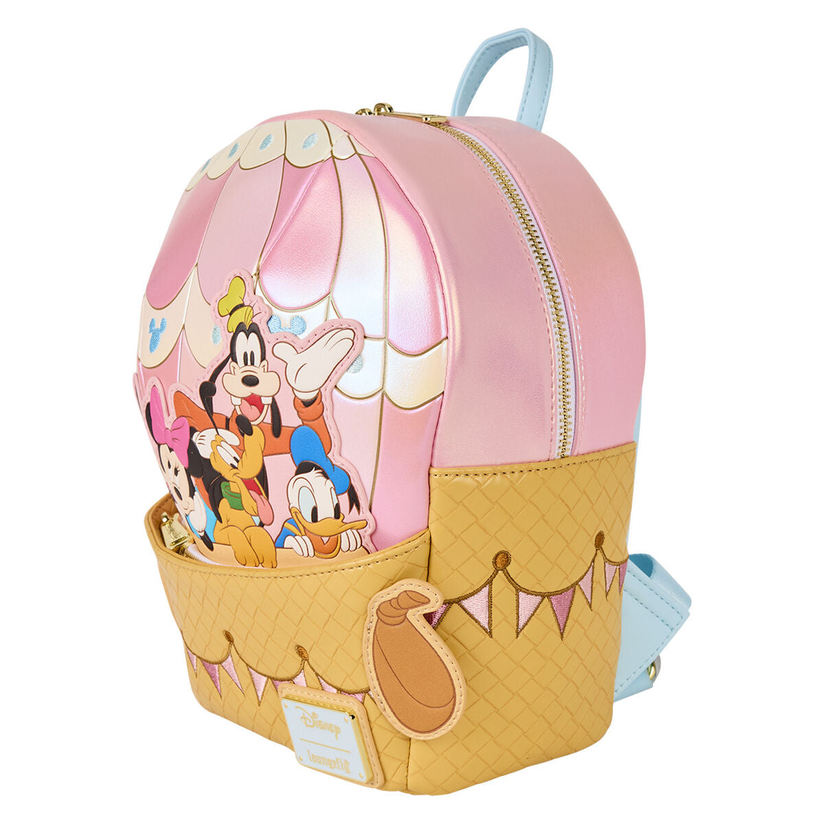 Zoom sur les détails du sac à dos Loungefly montrant les personnages Mickey et ses amis sur la montgolfière