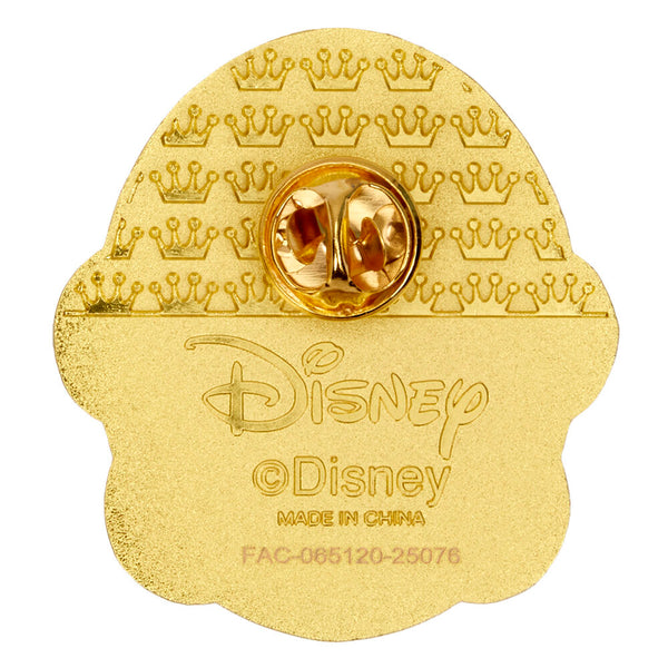 Vue rapprochée du pin's Loungefly Vaiana avec ses dimensions précises et son design officiel Disney