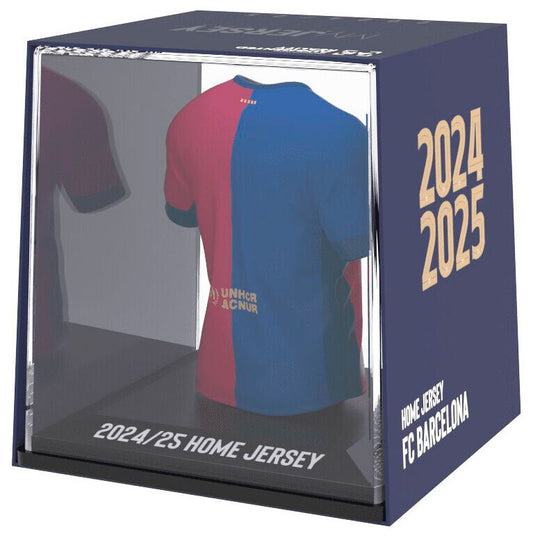 Détail du matériau vinyle et plastique biodégradable utilisé pour la figurine FC Barcelona.
