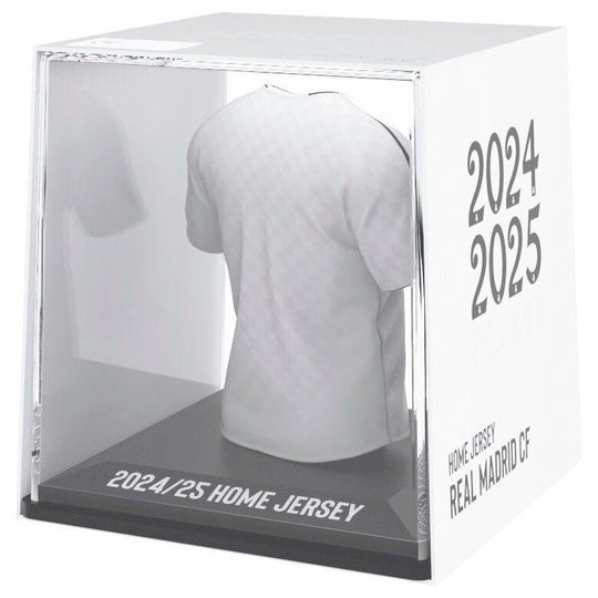 Zoom sur la texture en vinyle et acrylique de la figurine mini t-shirt Real Madrid de 9,5 cm