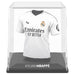Figurine mini t-shirt Mbappé Real Madrid posée dans son étui transparent de protection