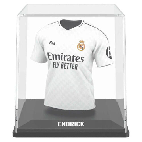 Gros plan sur la texture vinyle et acrylique de la figurine BANBO TOYS Real Madrid Endrick