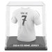 Ensemble des quatre images montrant la figurine Vinicius Jr. sous différents angles et son étui