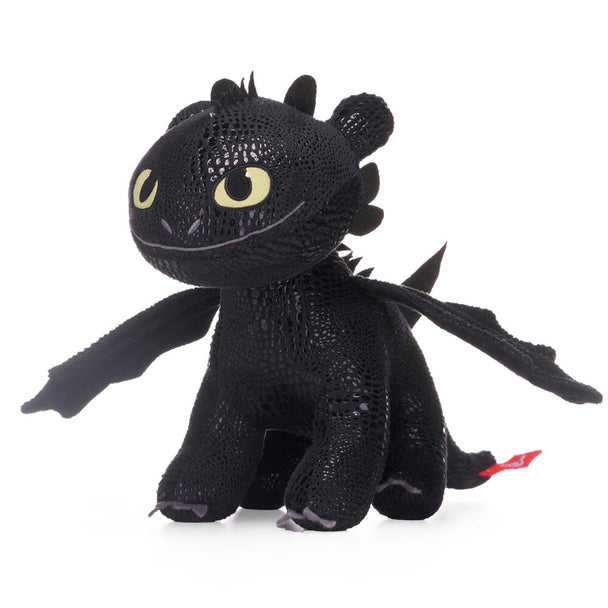 Détail de la peluche Toothless PLAY BY PLAY montrant la texture douce et les finitions soignées du dragon noir de 30 cm