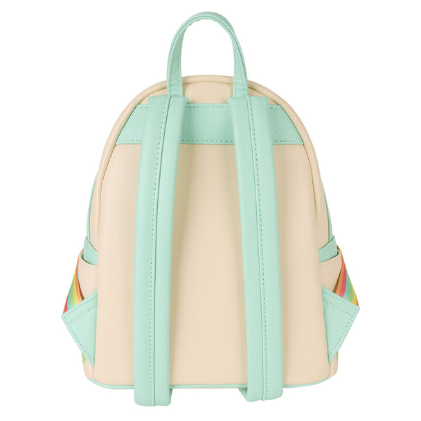 Détail du motif Trolls sur le sac à dos Loungefly Retro montrant les personnages emblématiques