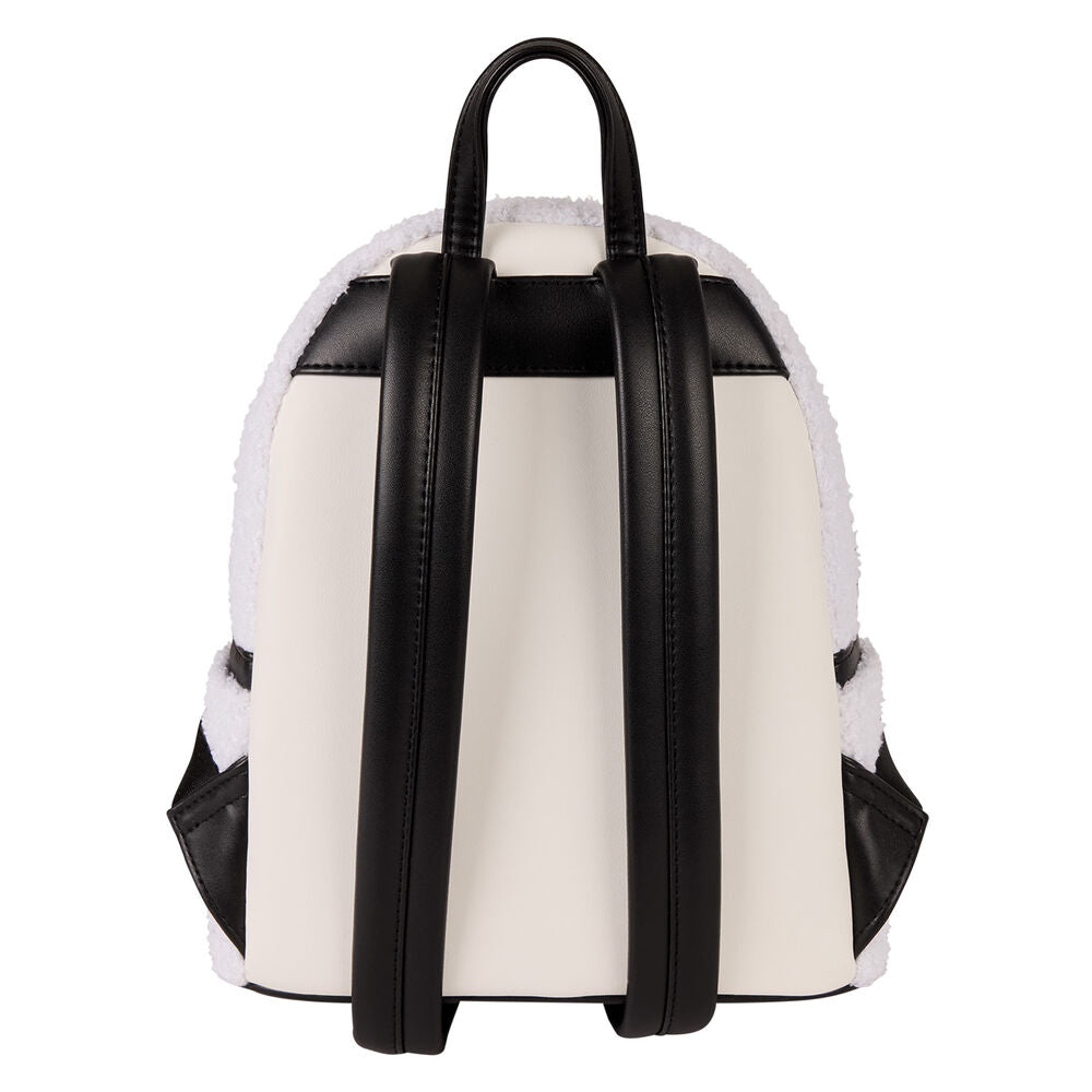 Sac à dos peluche Loungefly Kung Fu Panda posé sur un fond neutre mettant en valeur ses dimensions