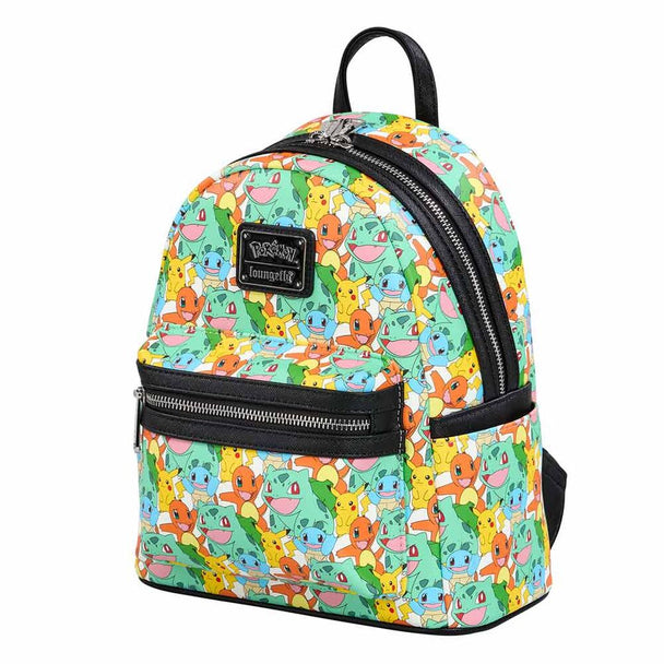 Détail du tissu et des motifs Pokémon sur le sac à dos Loungefly, mettant en valeur la qualité