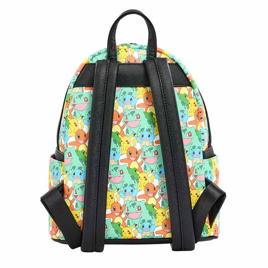 Vue latérale du sac à dos Loungefly Pokémon montrant les bretelles ajustables et la fermeture zippée
