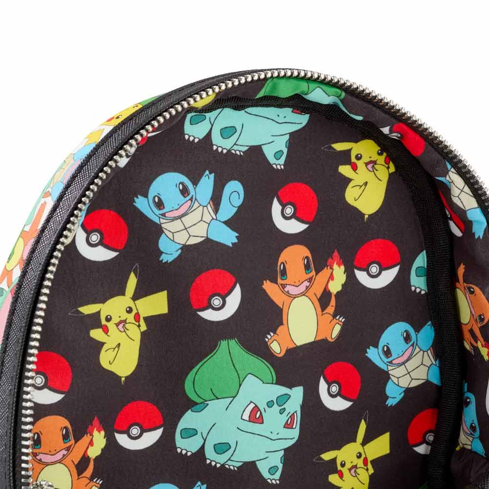 Sac à dos Loungefly Pokémon porté sur le dos, illustrant son confort et son style tendance