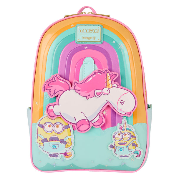 Zoom sur la licorne fluffy en relief du sac à dos Minions Loungefly, montrant les finitions soignées