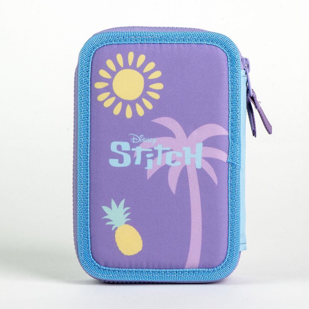 Trousse Disney Stitch posée sur un bureau avec fournitures scolaires à l’intérieur
