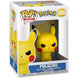 Vue rapprochée de la figurine Pikachu Funko POP, mettant en valeur son design stylisé et ses couleurs vives sur fond blanc