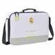 Vue de face du cartable scolaire Real Madrid 25/26 avec logo officiel et couleurs du club