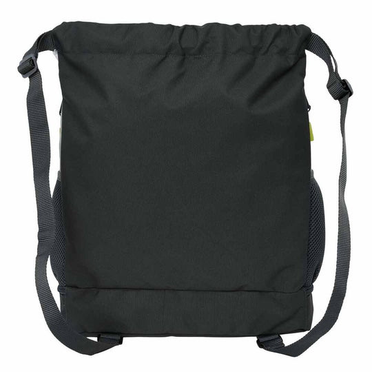 Détail des poches latérales en filet et porte-bouteille du sac Real Madrid 25/26