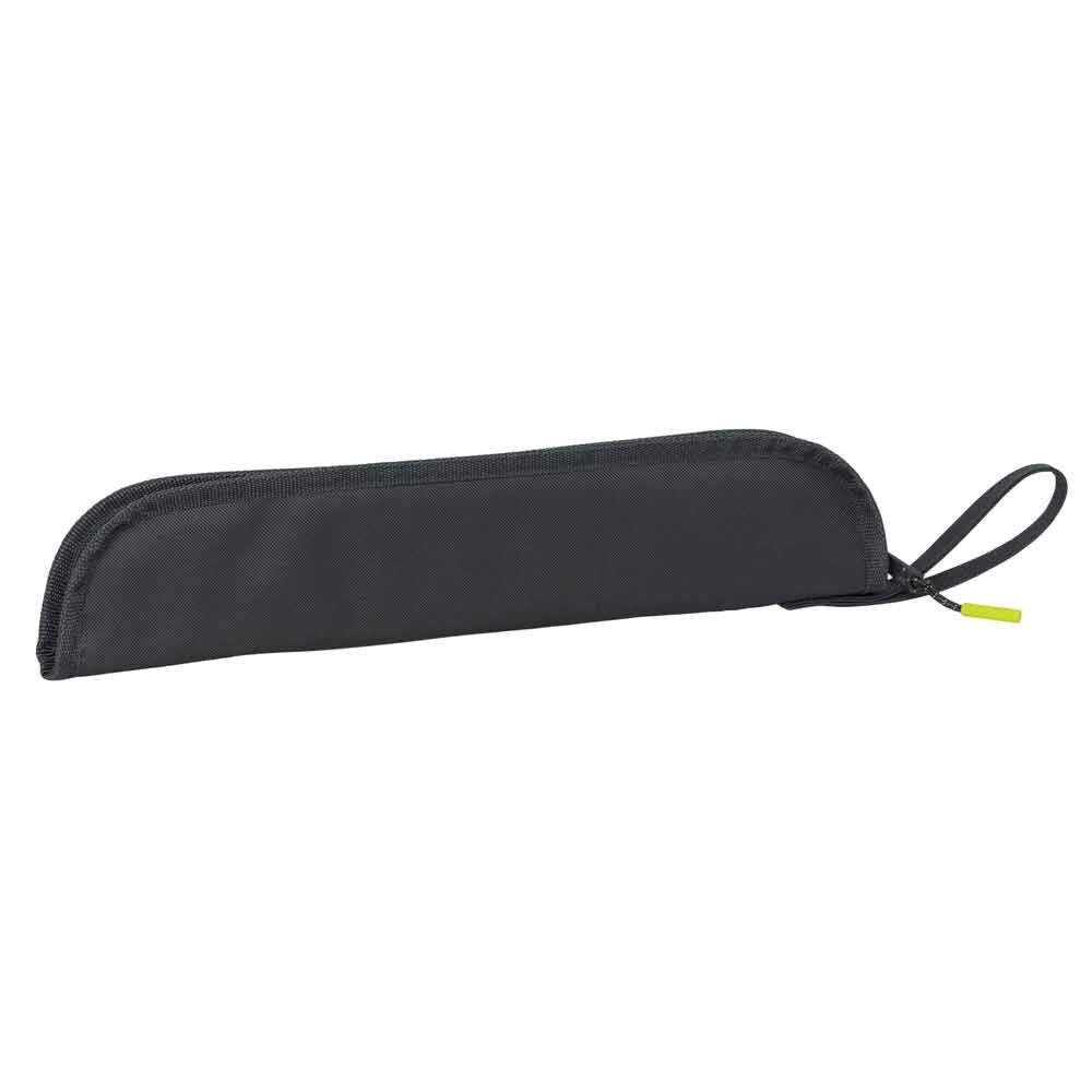 Poignée latérale ergonomique et bord renforcé de l'étui flûte Real Madrid 25/26 SAFTA pour un transport sécurisé