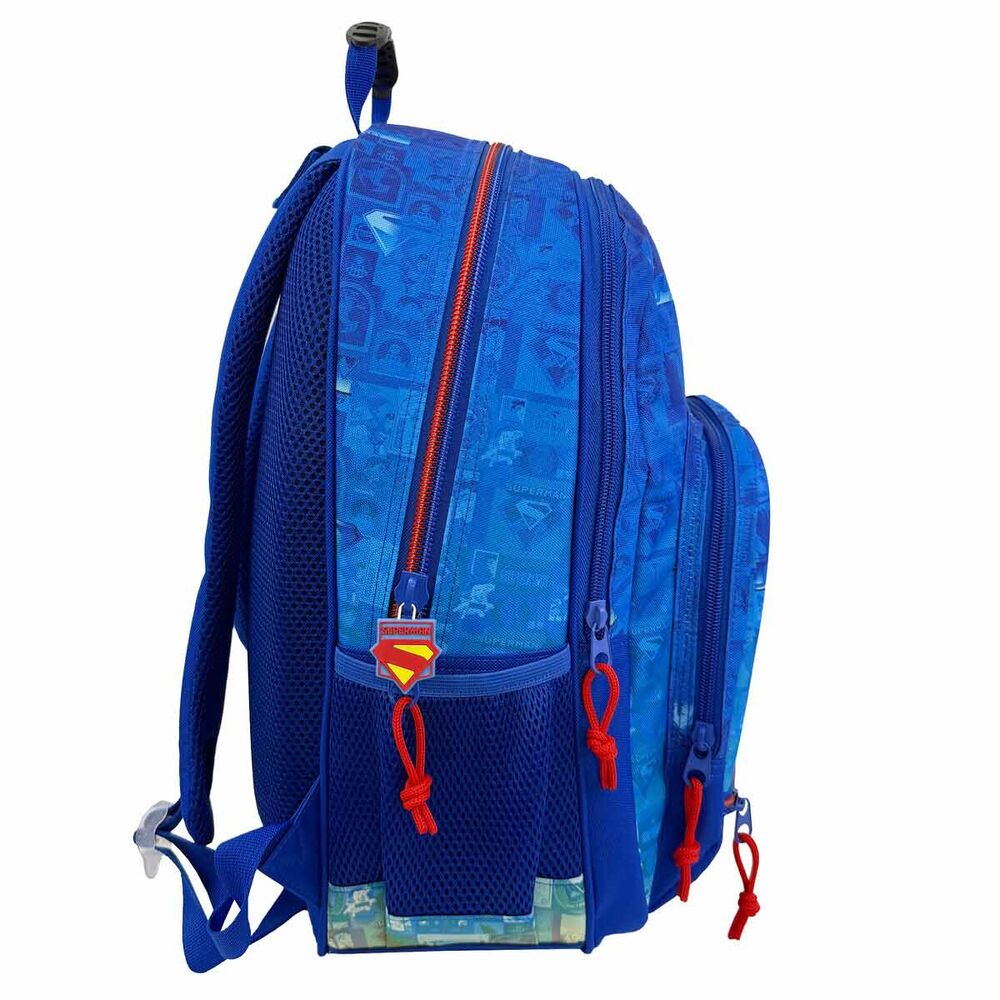 Détail de la poignée ergonomique en PVC et du dos rembourré respirant du sac à dos