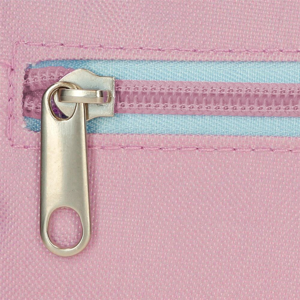 Image du sac porté sur le dos par une personne, illustrant son ajustement confortable