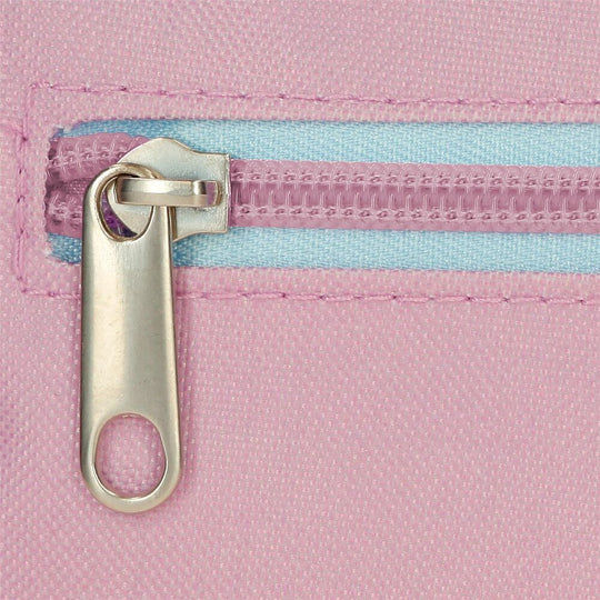 Image du sac porté sur le dos par une personne, illustrant son ajustement confortable