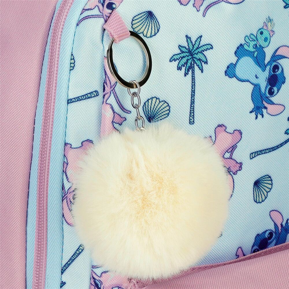 Gros plan sur le tissu et la qualité de finition du sac à dos Disney Stitch