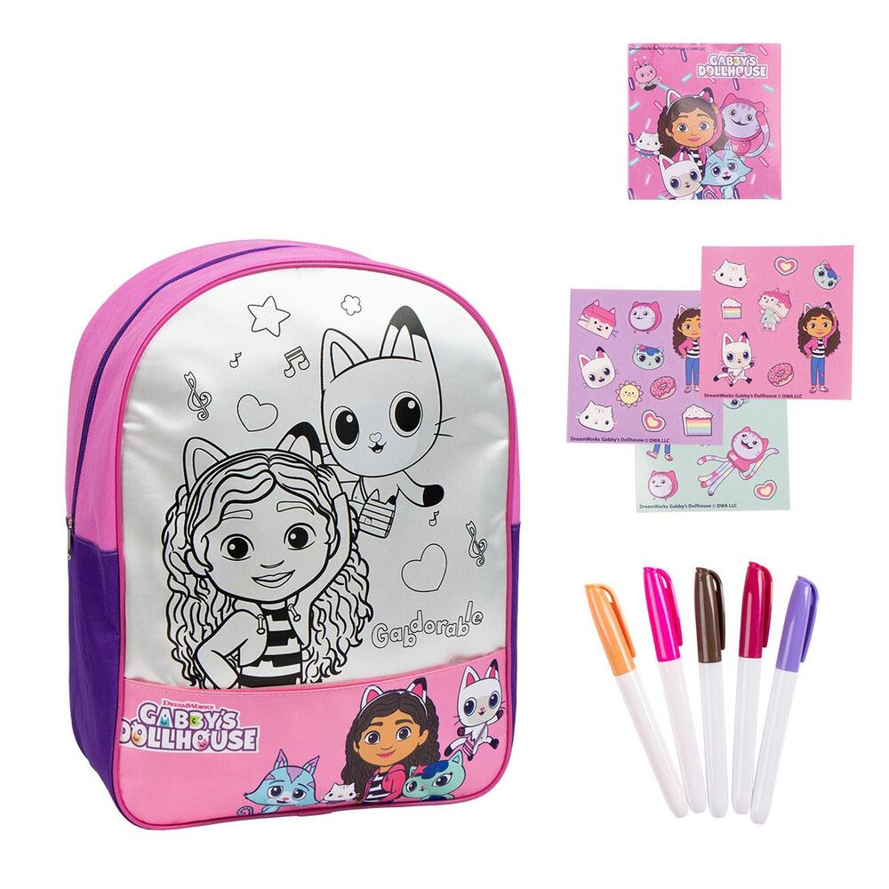 Vue de face du set DIY sac à dos Gabbys Doll House avec motifs colorés et accessoires créatifs