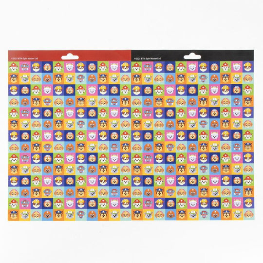 Image montrant la texture et la qualité des stickers Pat'Patrouille CERDÁ sur fond blanc