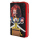 Portefeuille Loungefly Chucky posé sur une surface blanche mettant en valeur son style unique et ses finitions.