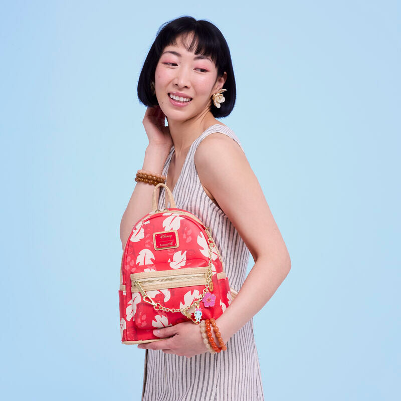 Intérieur du sac à dos avec doublure coordonnée et espace de rangement pratique