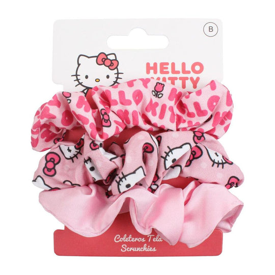 Zoom sur un scrunchie Hello Kitty en polyester avec motifs colorés, démontrant la qualité et le design unique du produit CERDÁ.