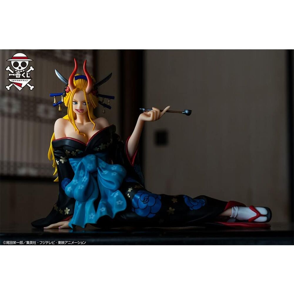 Vue arrière de la figurine Black Maria Ichibansho mettant en valeur la finition et la texture