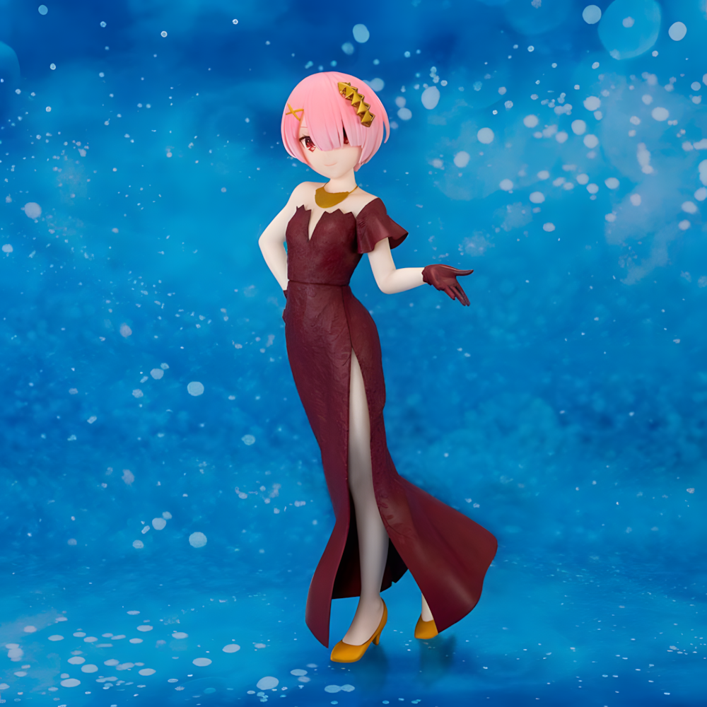 Photo de la figurine Ram posée sur une étagère, mettant en valeur son style glamour et sa taille