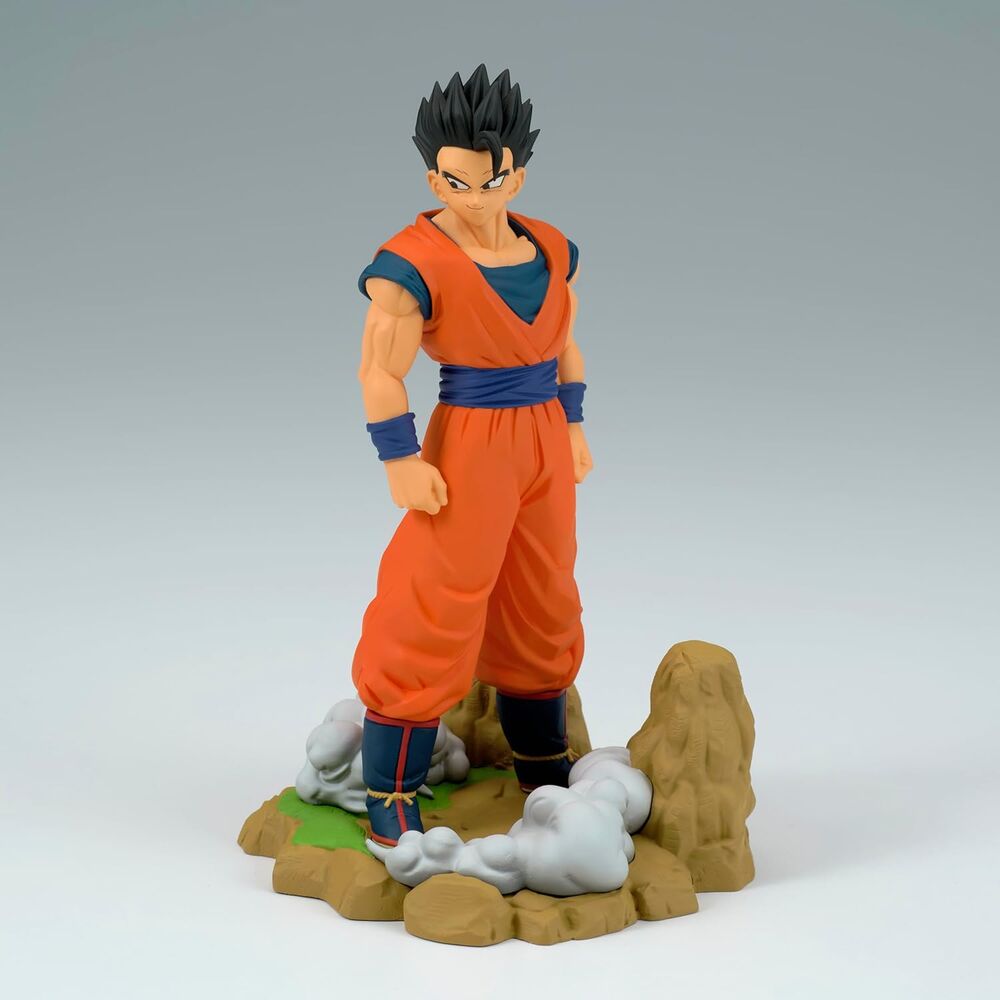 Gros plan sur le visage expressif de la figurine Son Gohan Dragon Ball Z History Box