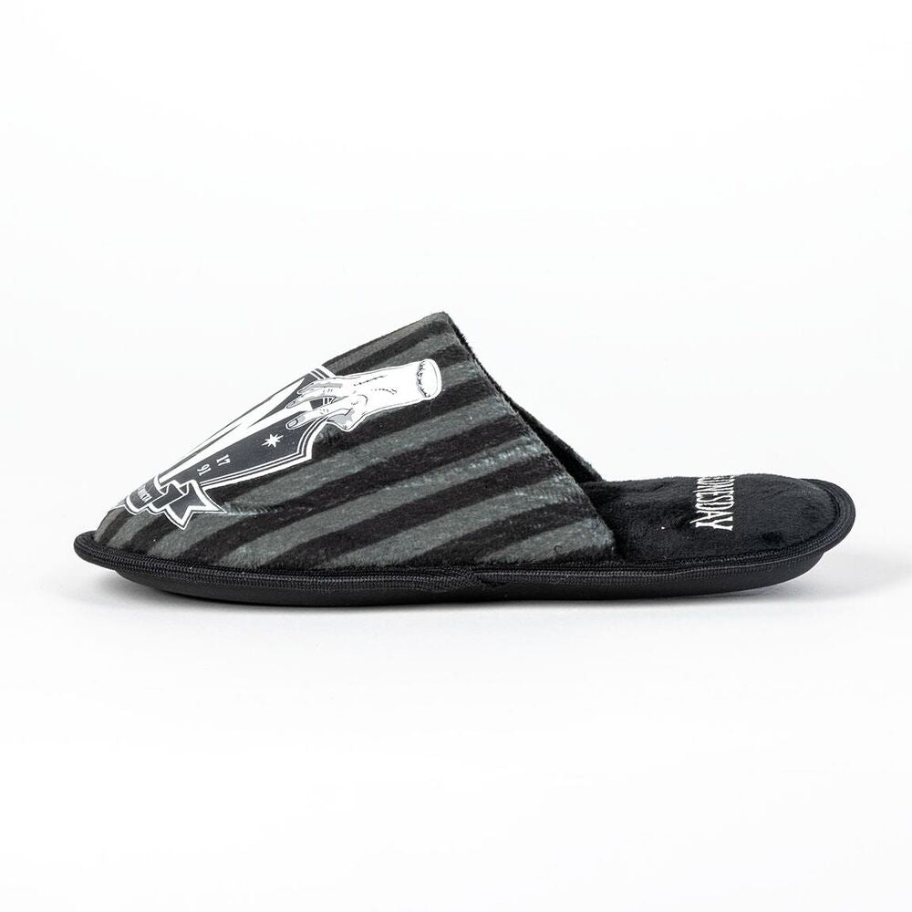Chaussons Wednesday taille 40/41 montrant la finition soignée et le confort