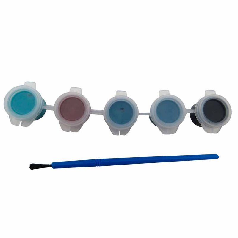 Figurine Stitch peinte avec des couleurs vives, exemple de décoration réalisée