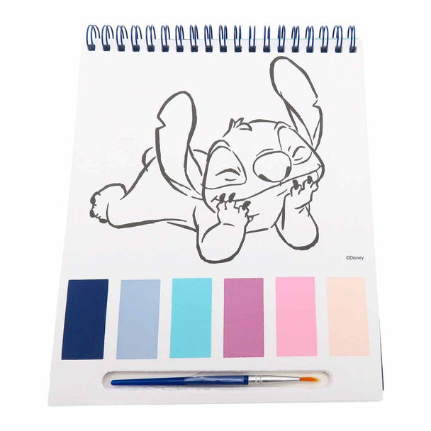 Feuilles blanches du carnet de dessin aquarelle Disney Stitch prêtes à être utilisées