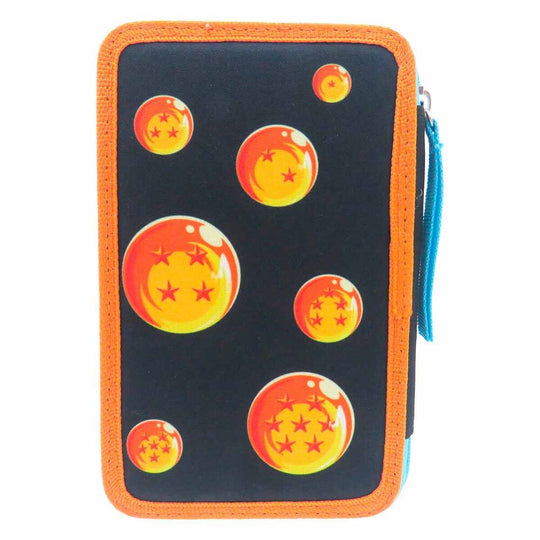 Contenu complet de la trousse Dragon Ball : crayons, feutres, stylos, gomme, taille-crayon, règle et emploi du temps