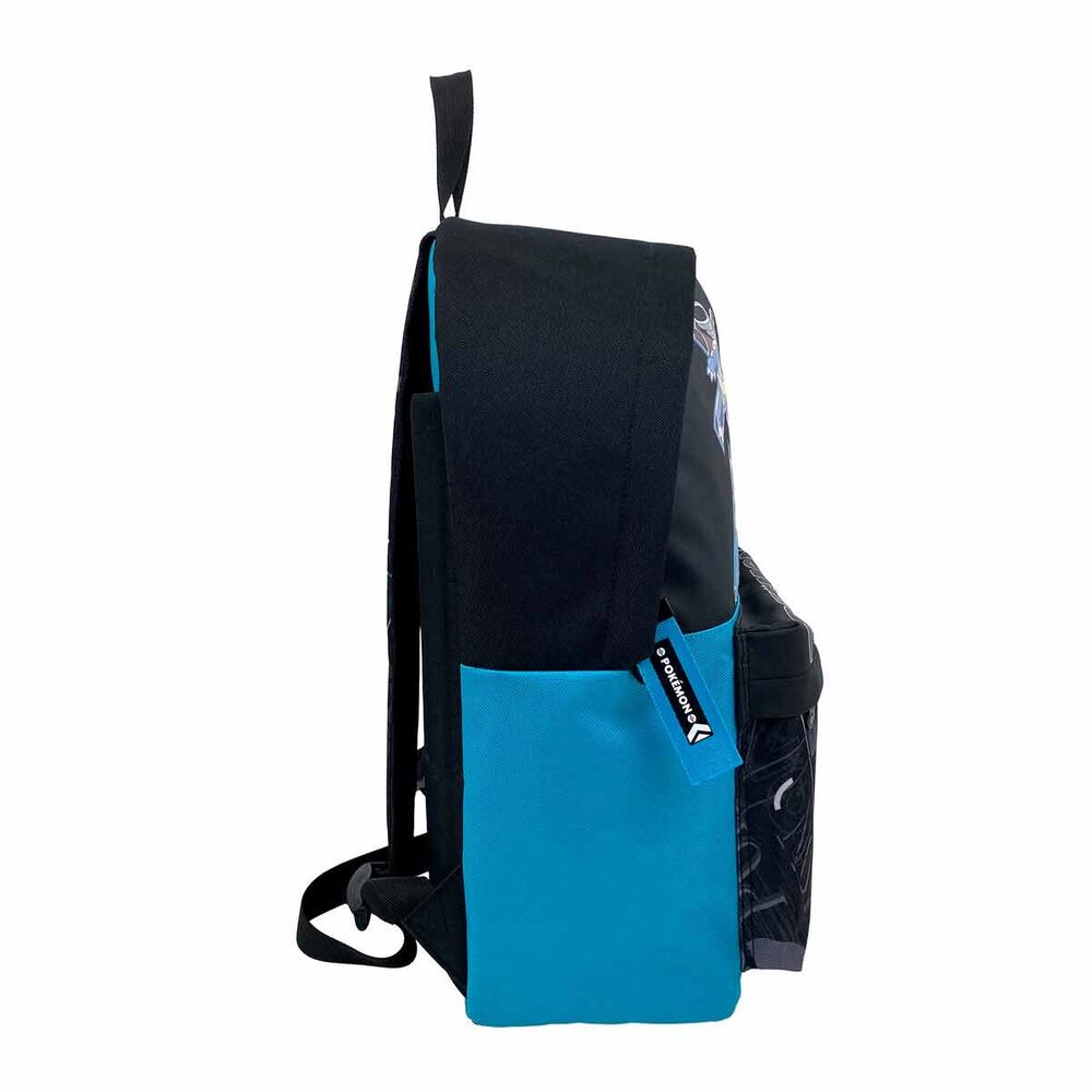 Vue latérale du sac à dos Pokémon Geo montrant la poche en maille renforcée pour bouteille