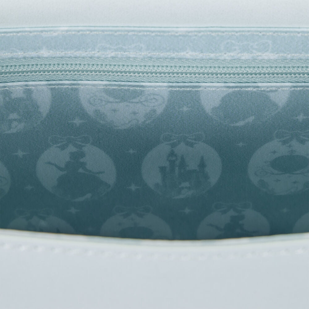 Vue arrière du sac épaule Loungefly Cendrillon avec fermeture sécurisée et détails