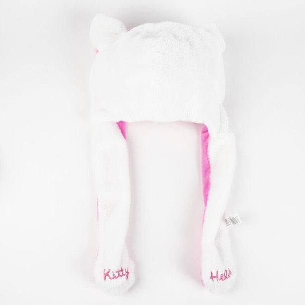 Gros plan sur le bonnet Hello Kitty CERDÁ, mettant en évidence la douceur du polyester et la qualité des finitions, parfait pour l'hiver.