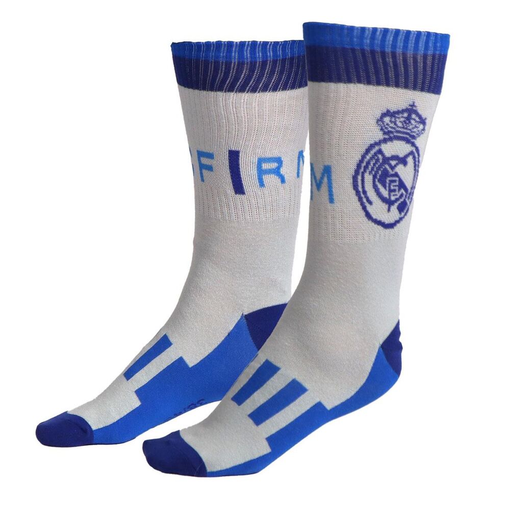 Emballage des chaussettes Real Madrid CERDÁ avec branding visible et indication de la taille 38/45.