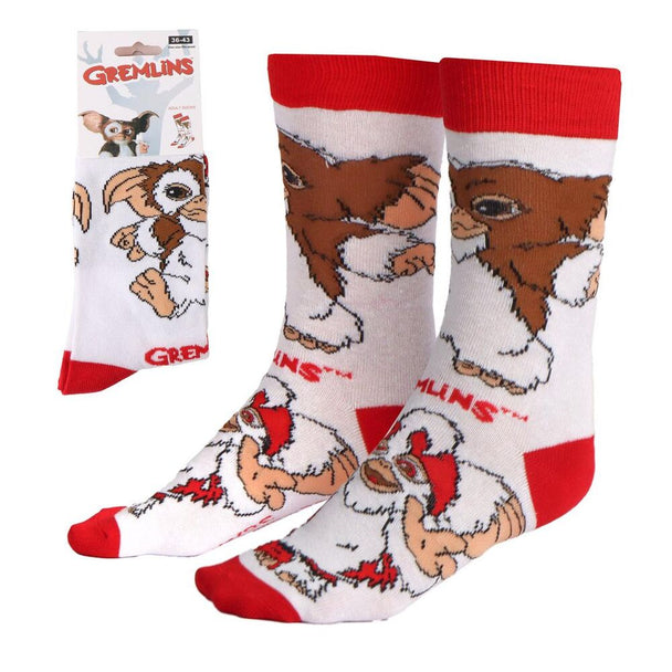 Chaussettes Gremlins CERDÁ portées, montrant le confort et le style, idéales pour ajouter une touche originale à votre tenue.