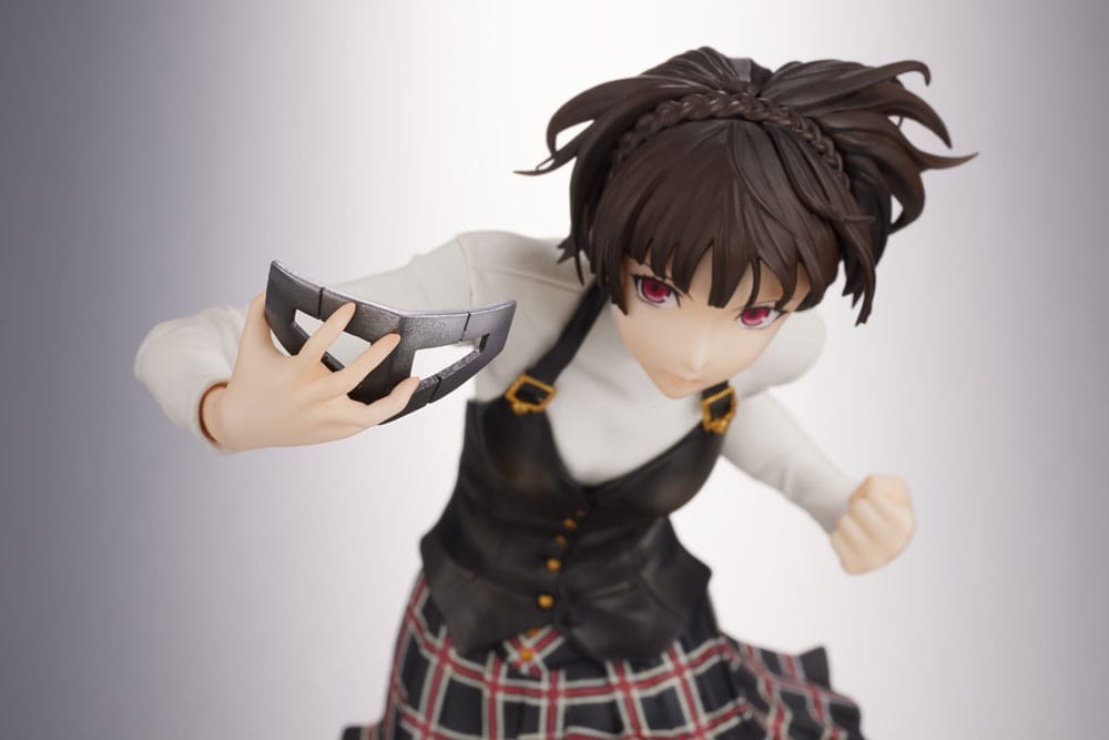 Vue arrière de la statuette Makoto Niijima Persona 5 Royal, détails du sac
