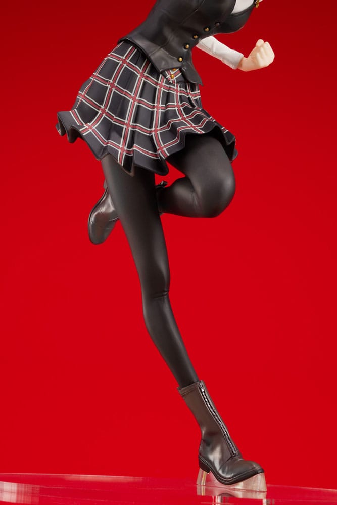 Statuette Persona 5 Royal Makoto Niijima, vue rapprochée des détails