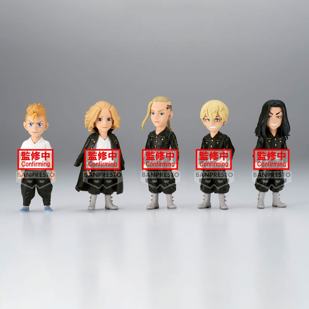 Présentoir complet des 12 mini figurines Tokyo Revengers WCF Volume 1 de Banpresto, montrant les personnages de 7 cm.